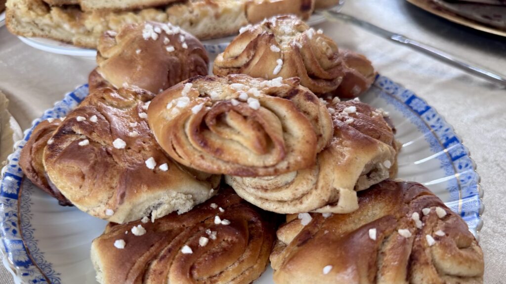 Omas Zimtschnecken